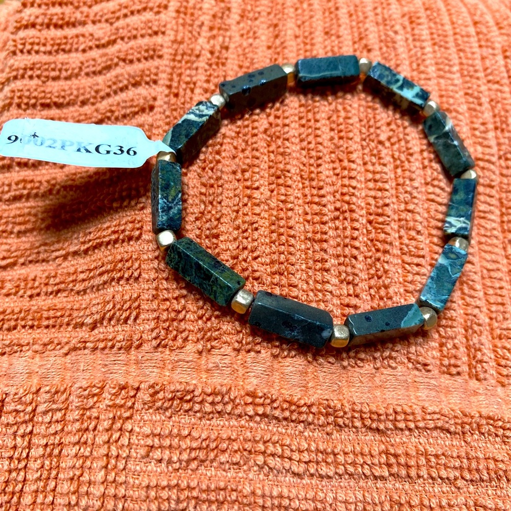 Bracelet - greenish/grey colored stones